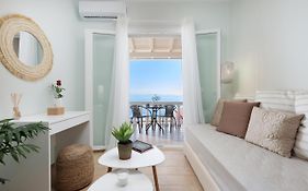 Marina Beachfront Apartment By Konnect, Ipsos